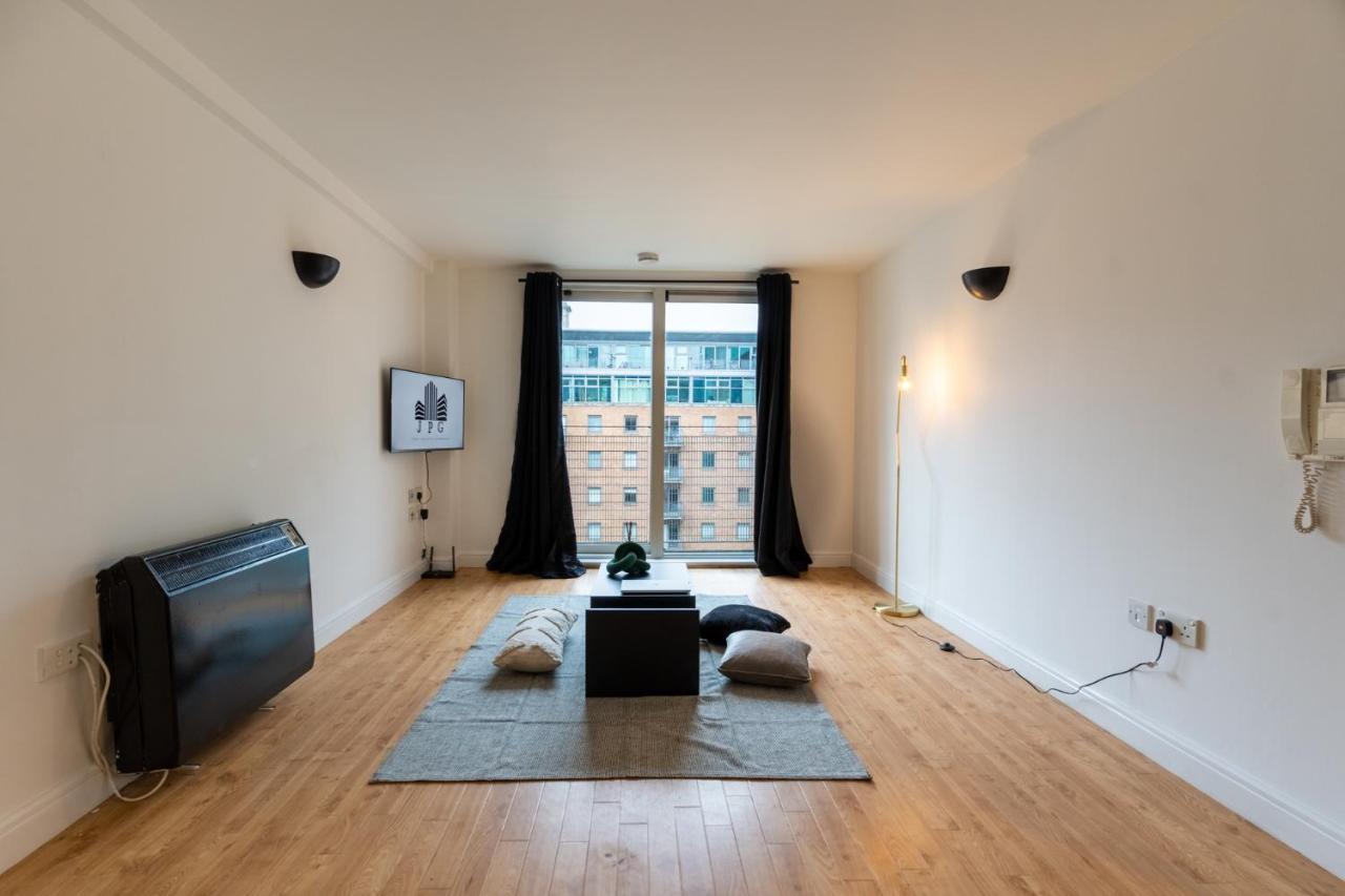 Jpg Theatre Suite - High Floor Mcr Luxe Apartment W Balcony Canal Views Манчестър Екстериор снимка